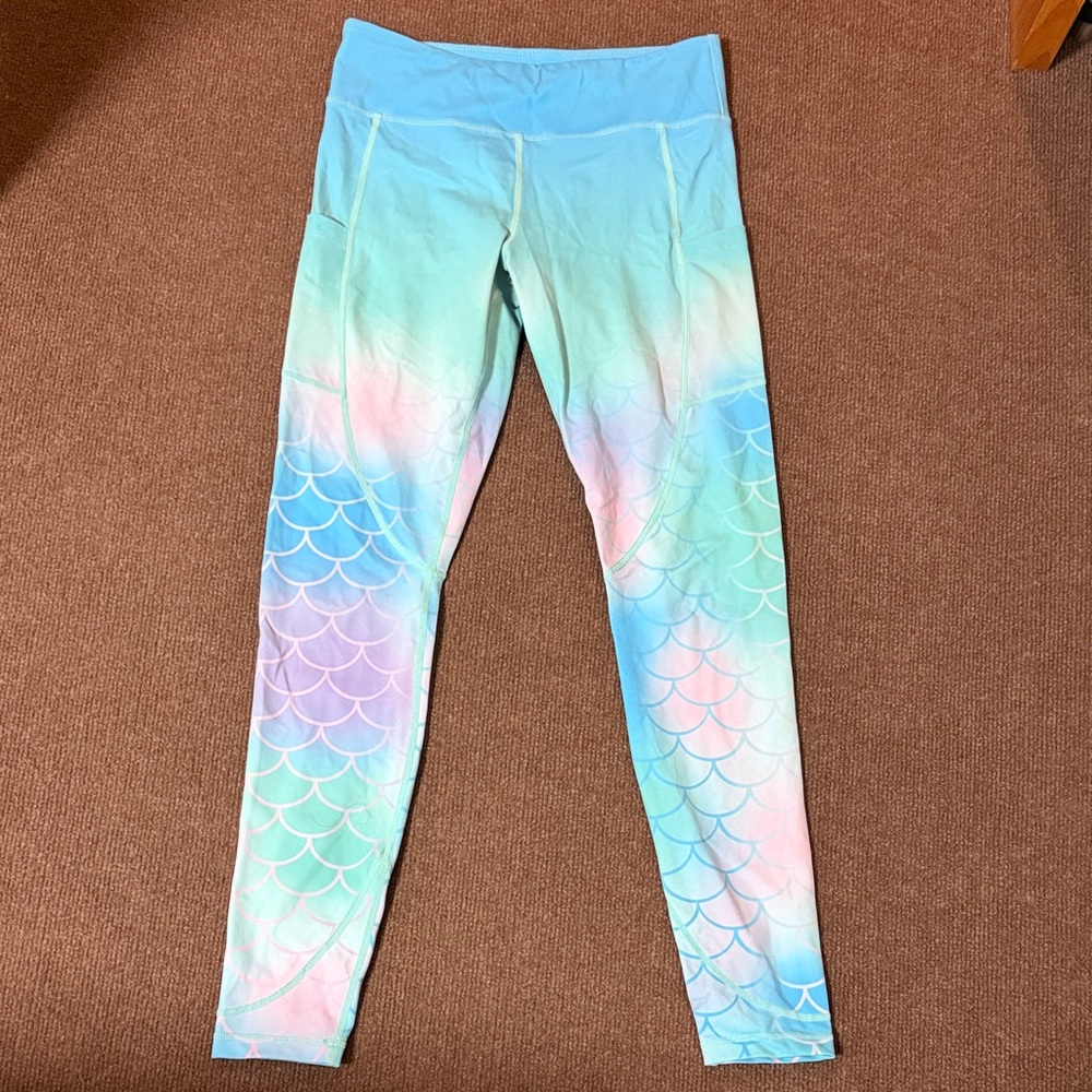 Women’s curves and combat boots leggings size medium